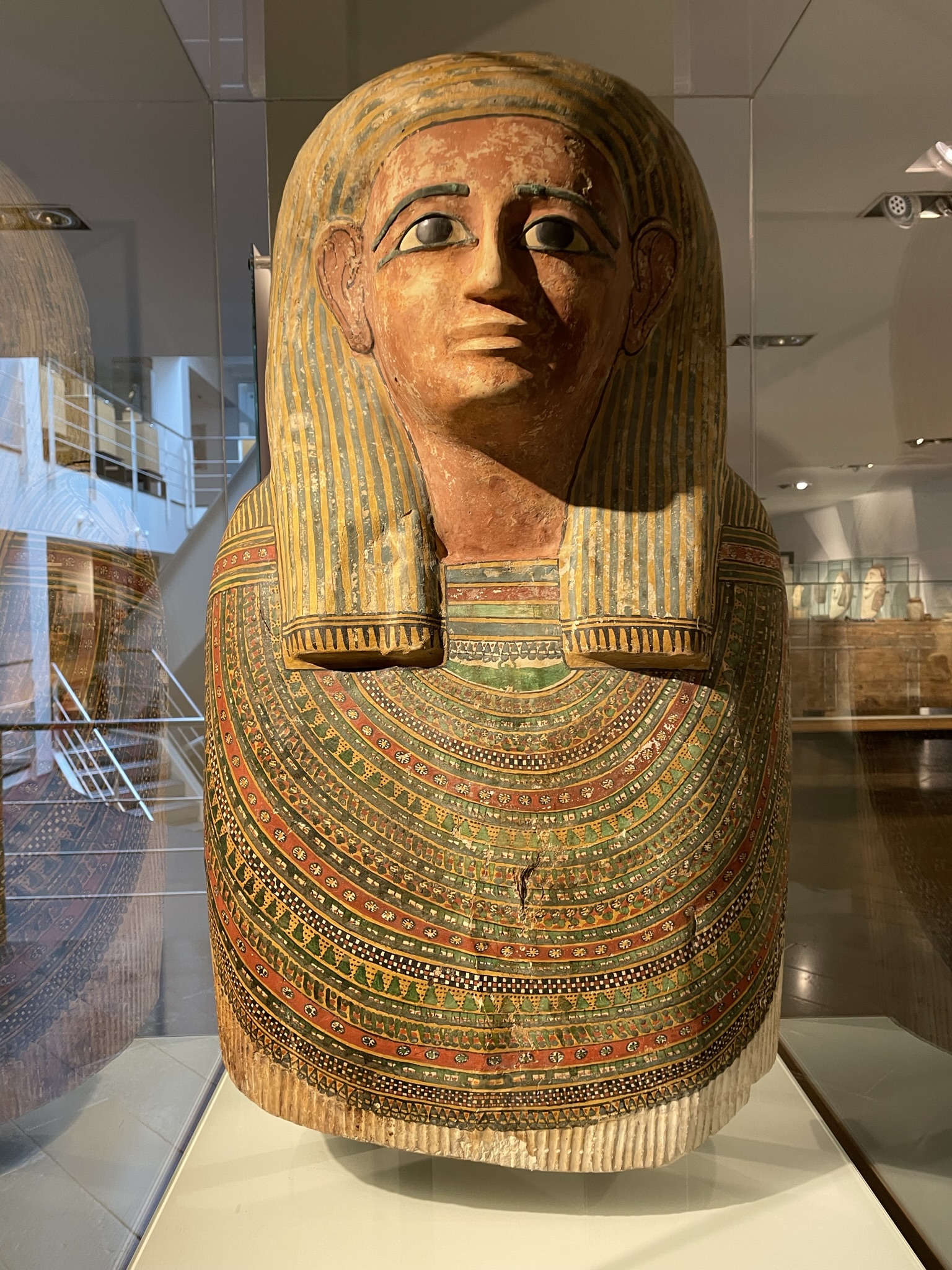 Sarcófago egipcio expuesto en el Museo Egipcio de Barcelona