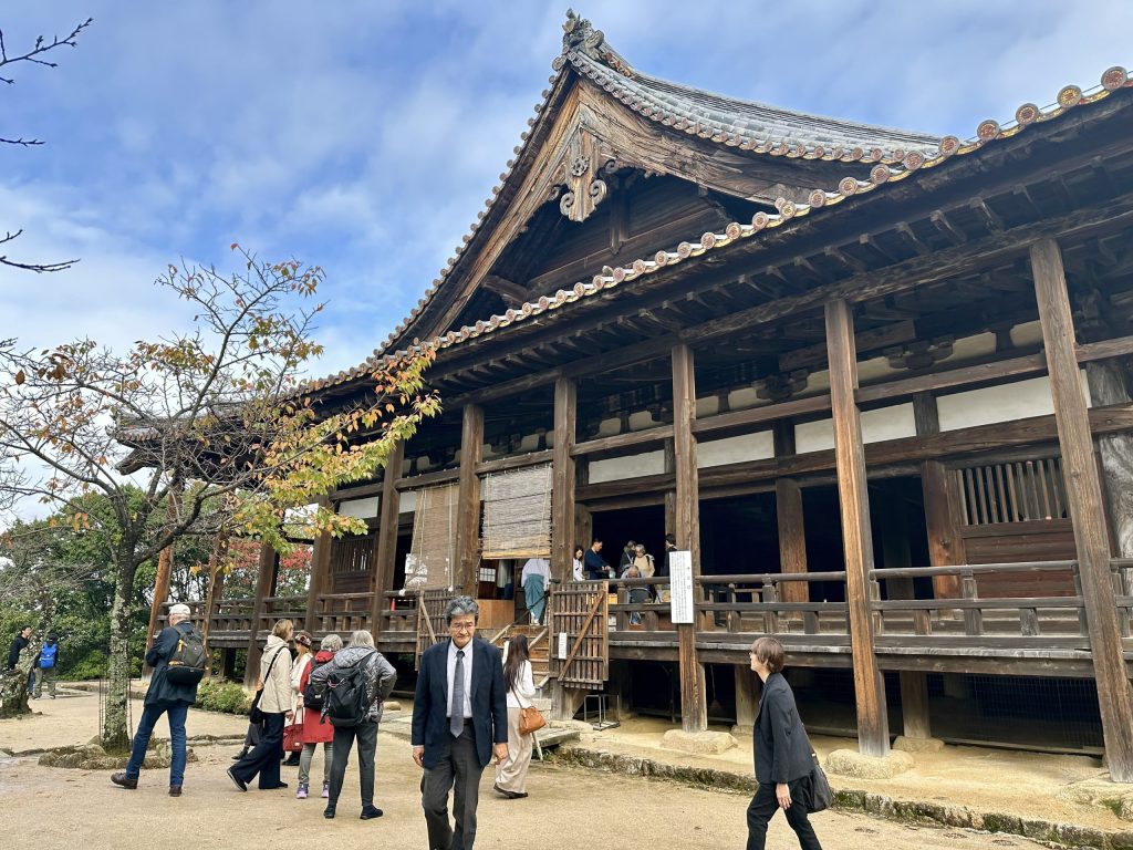 HOKOKU.JINJA SHRINE MIYAJIMA