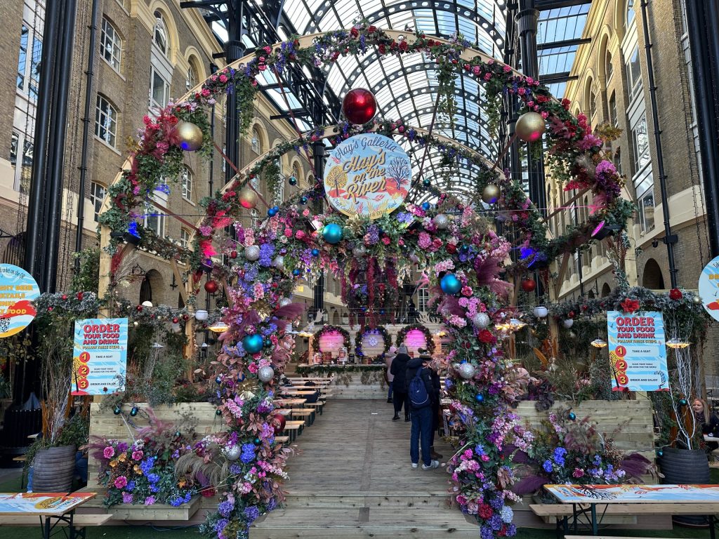 Hay’s Galleria en Londres durante una ruta junto al Támesis