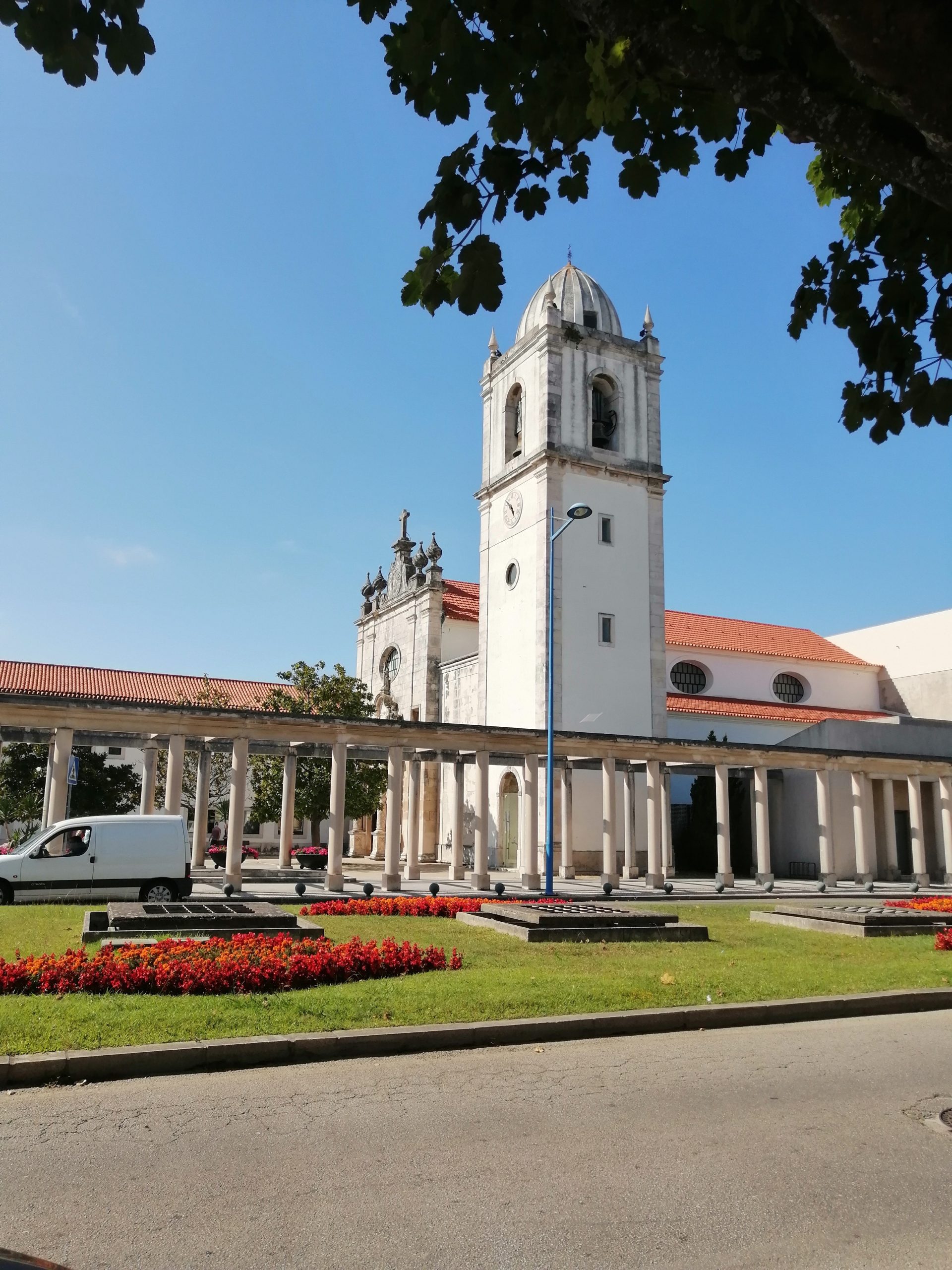 Iglesia de la Sé de Aveiro durante una visita por la ciudad