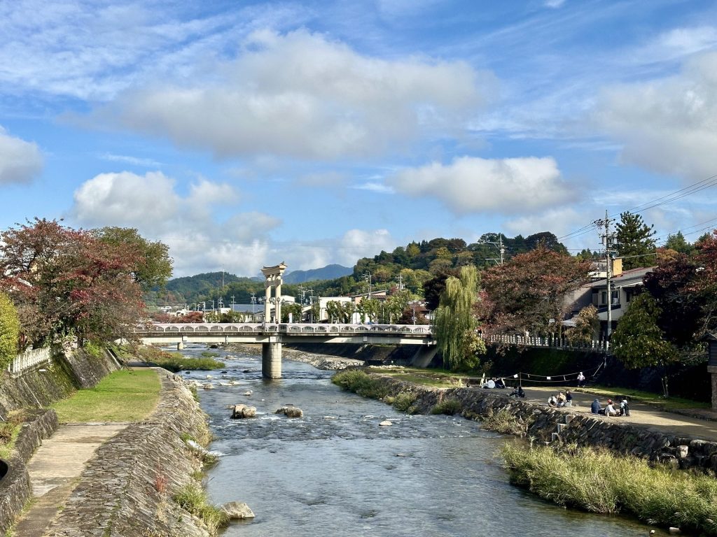 Takayama río
