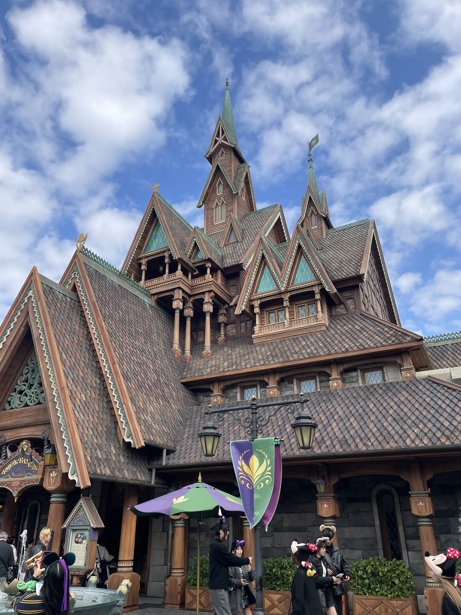 DisneySea frozen