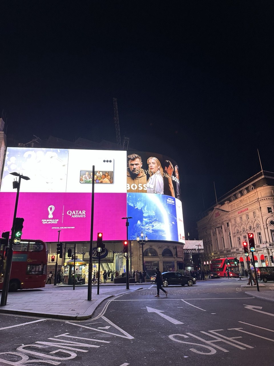 Picadilly circus de noche en Navidad