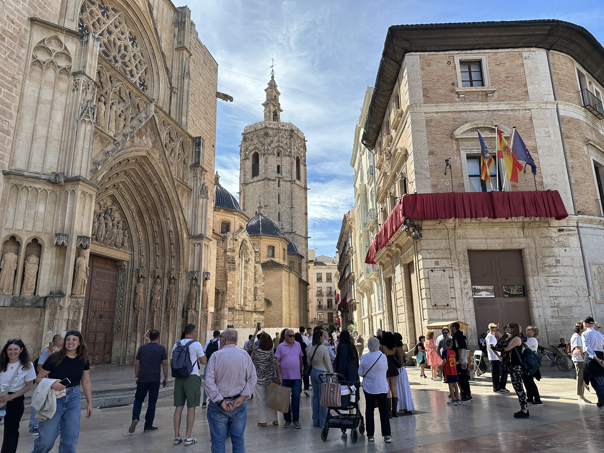 Basílica de nuestra señora de los desamparados en Valencia