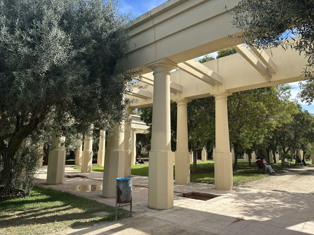 Paseo por el jardín del Turia en Valencia