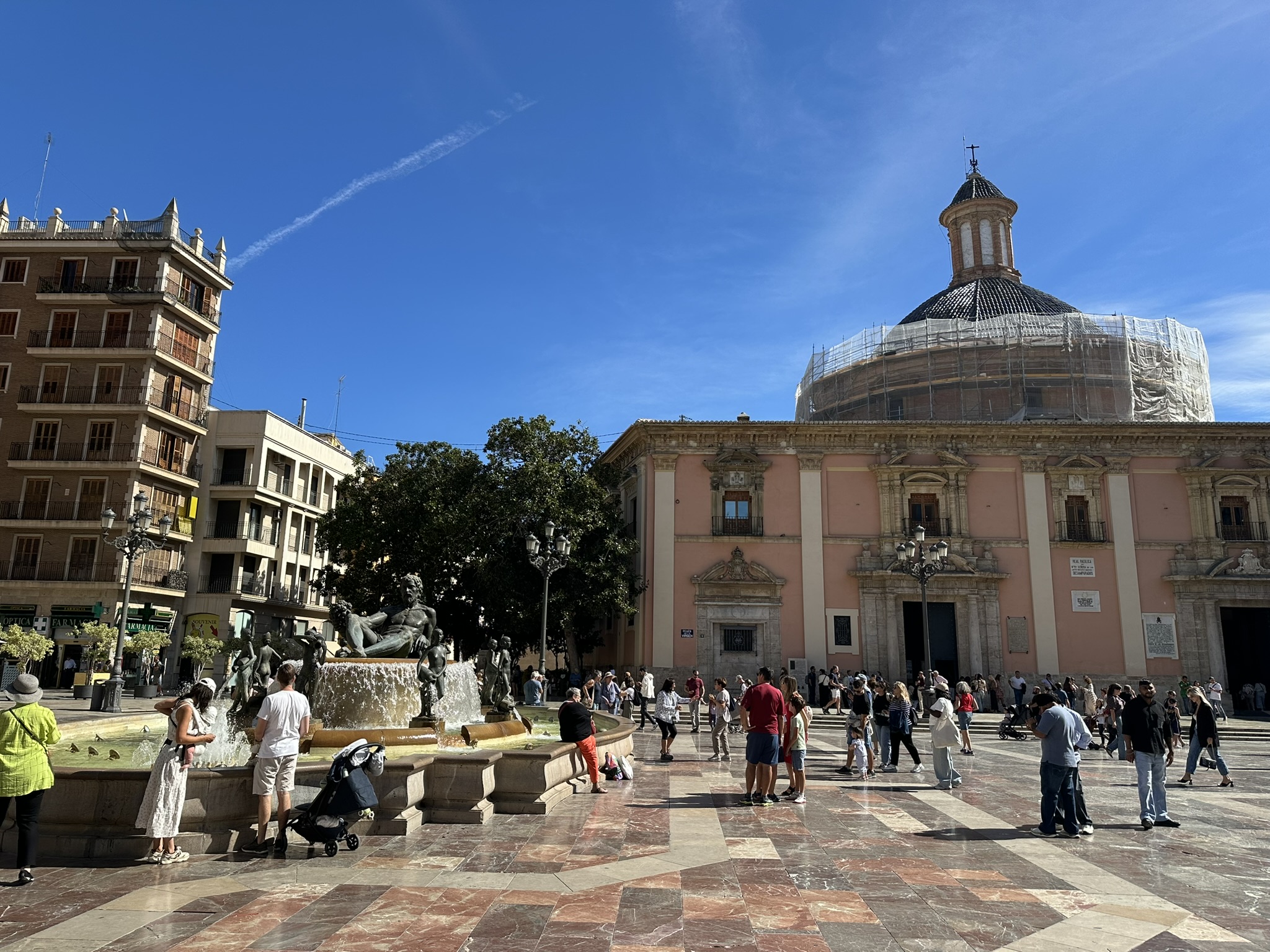 Plaza de la virgen en Valencia